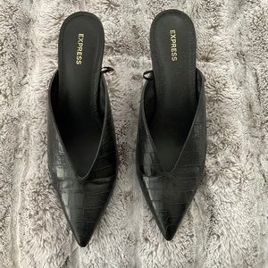 Express Black Print Mules